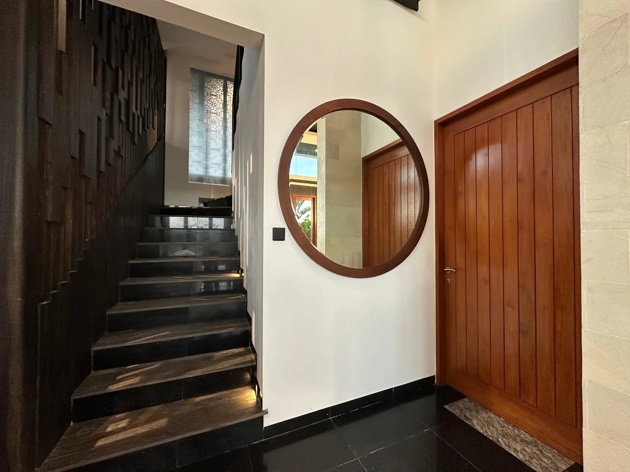 Stunning 3BR Villa with Rice Fields View