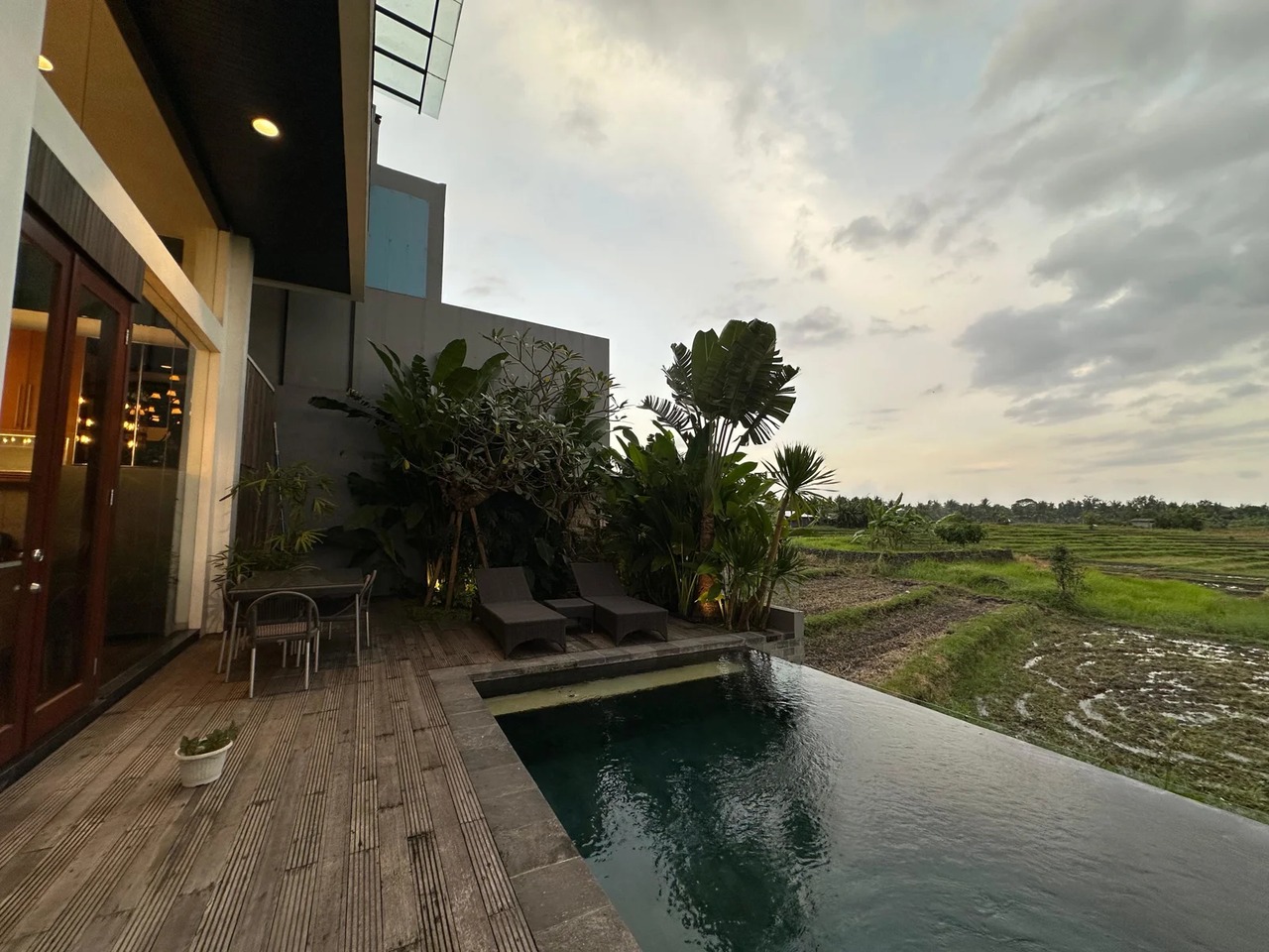 Stunning 3BR Villa with Rice Fields View