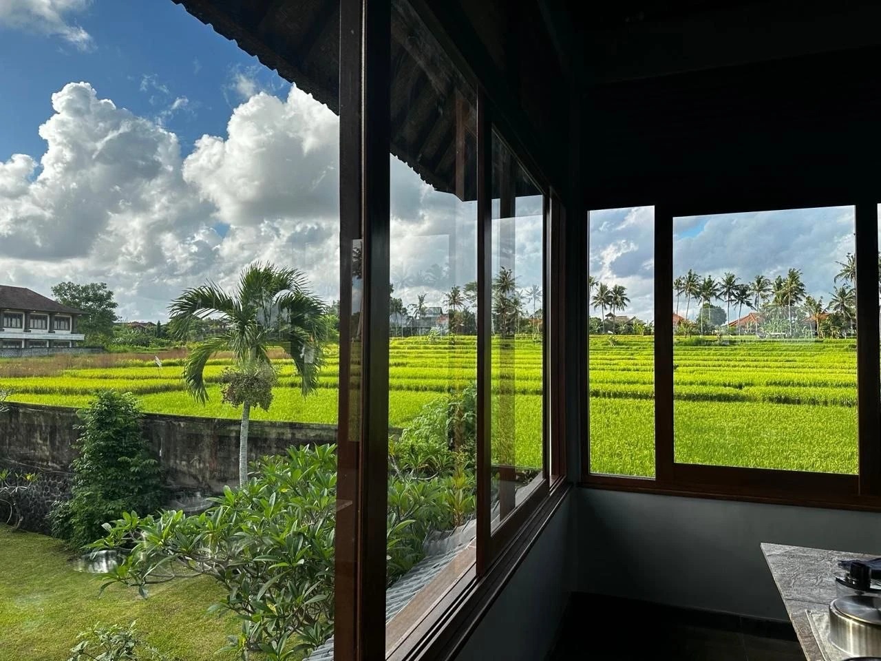 Private 2BR Villa with Rice Field & Volc