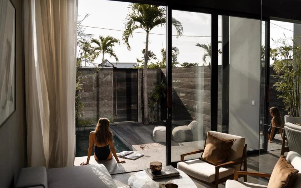 Modern 2BR Townhouse w/ Plunge Pool