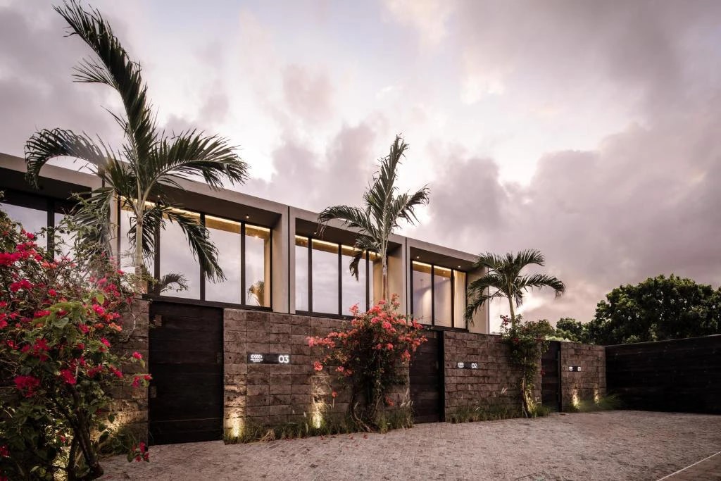 Modern 2BR Townhouse w/ Plunge Pool