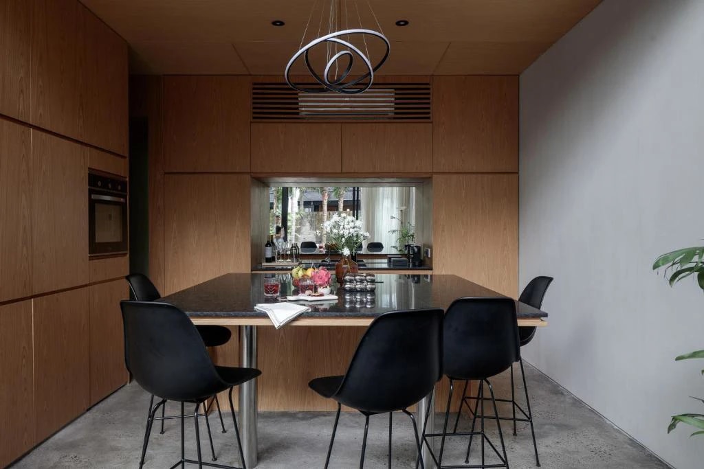 Modern 2BR Townhouse w/ Plunge Pool