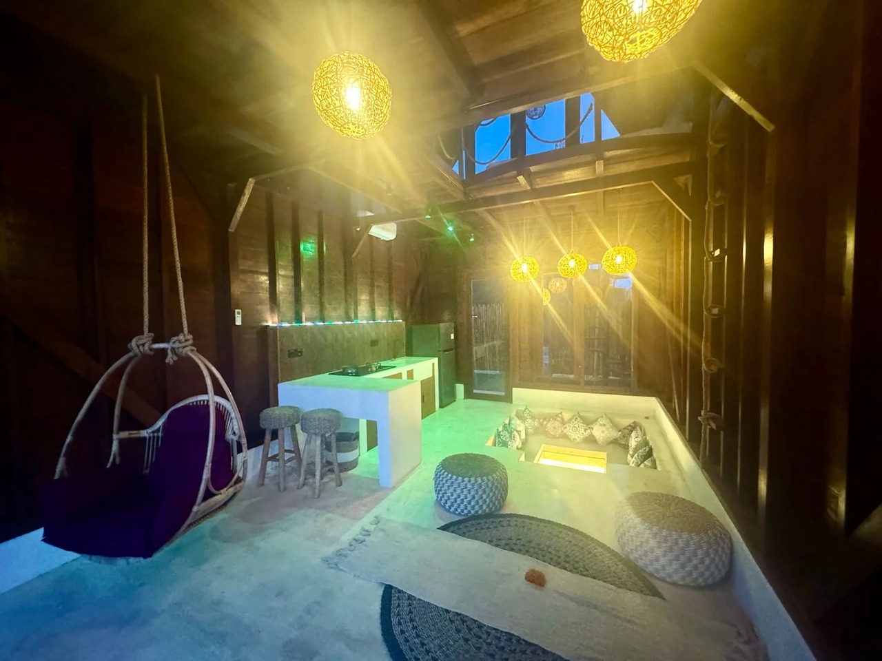 Treehouse-Style 1BR Nature Villa w/ Pool