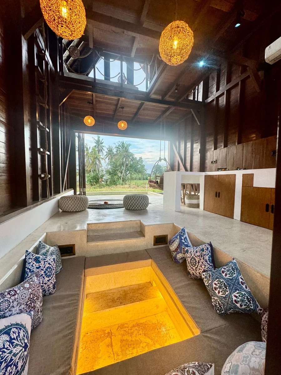Treehouse-Style 1BR Nature Villa w/ Pool