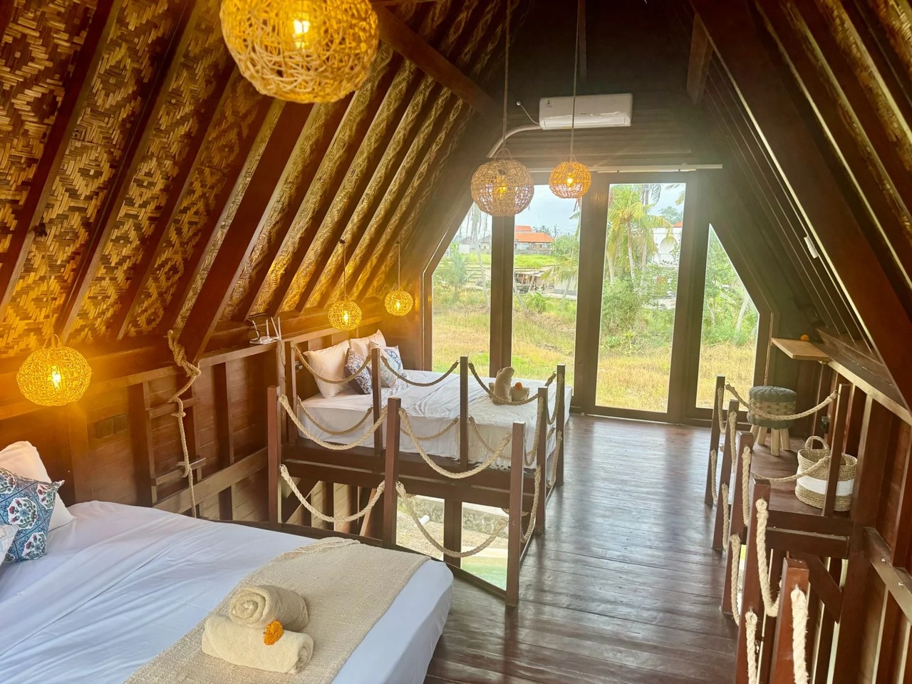 Treehouse-Style 1BR Nature Villa w/ Pool