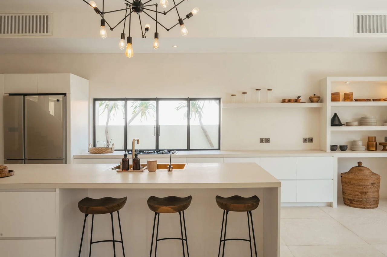 6BR Luxury Villa Near Seseh Beach