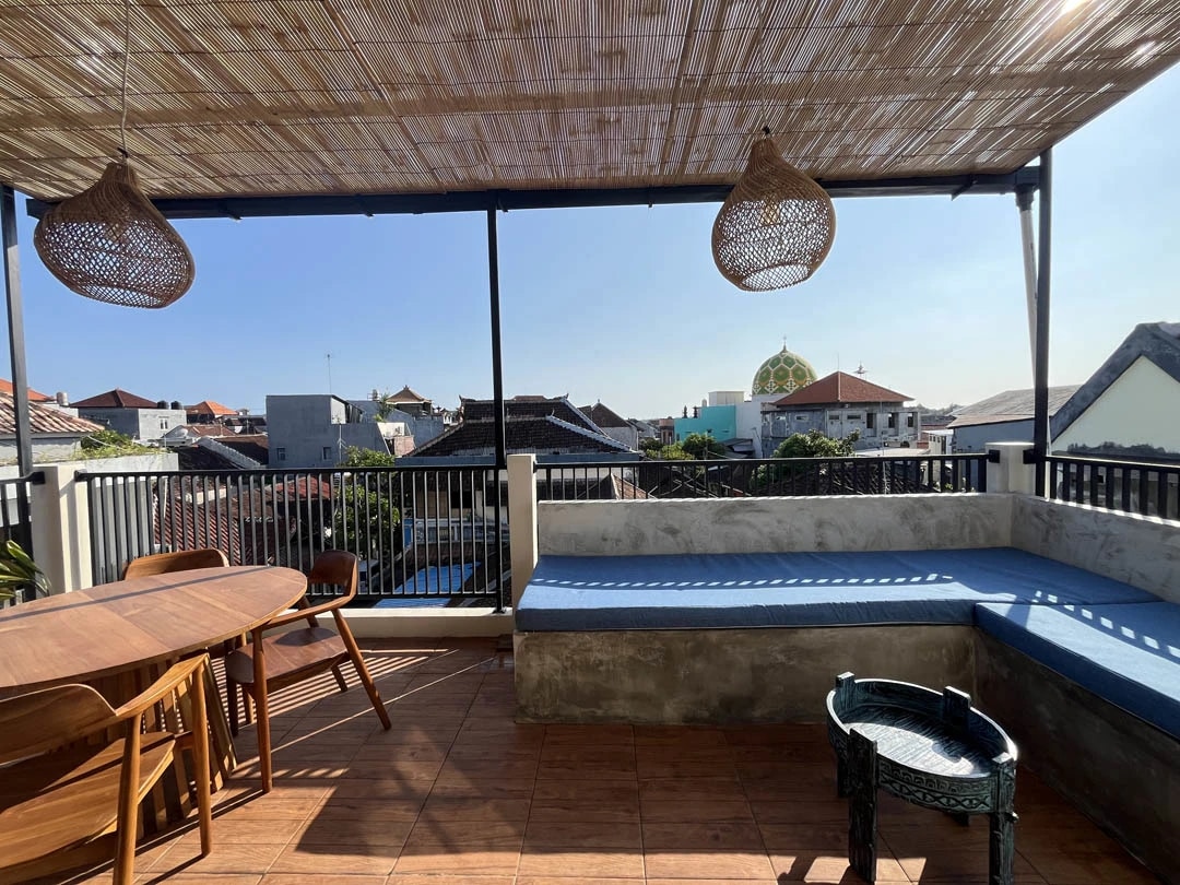 Modern 3BR Villa w/ Rooftop & Pool