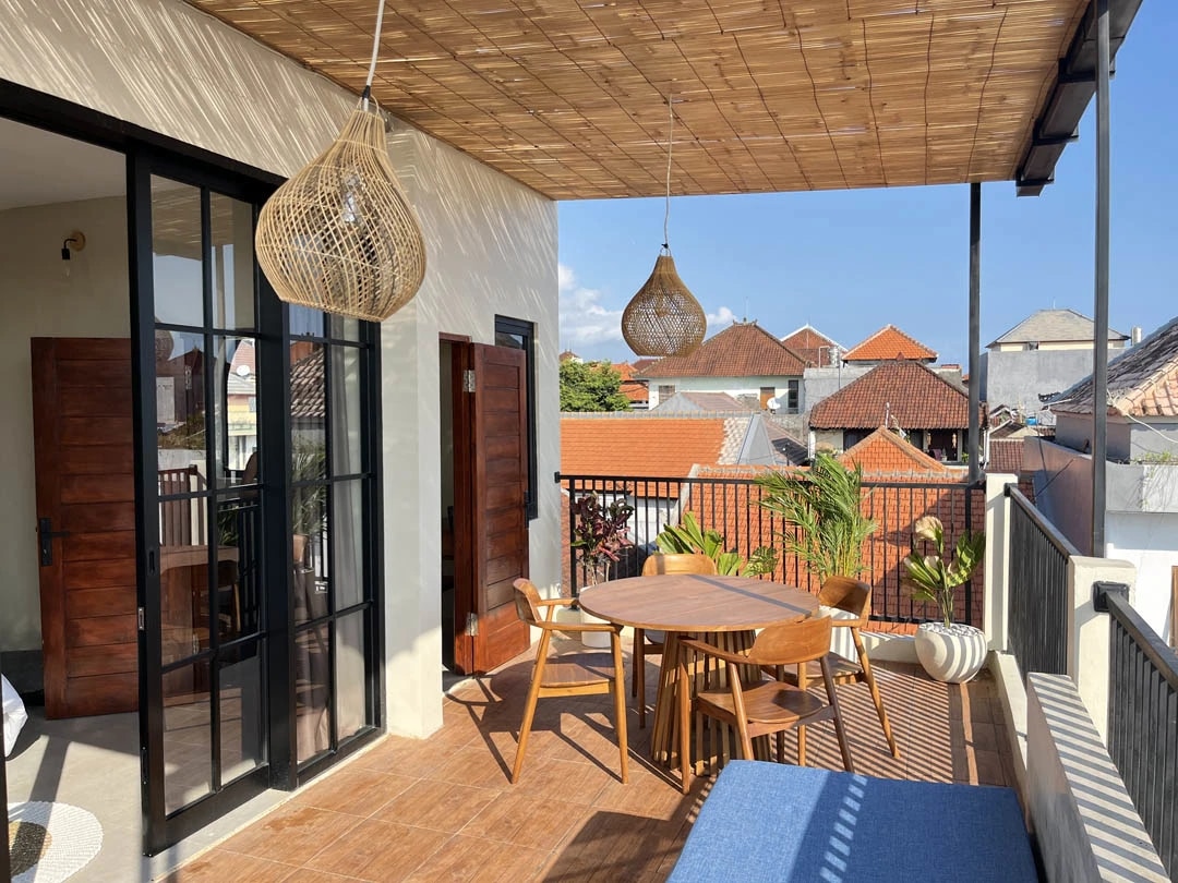 Modern 3BR Villa w/ Rooftop & Pool