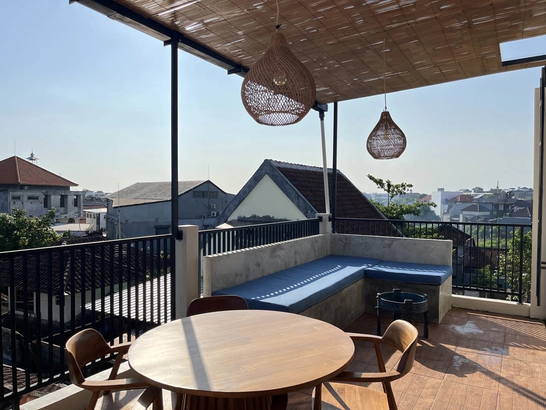 Modern 3BR Villa w/ Rooftop & Pool