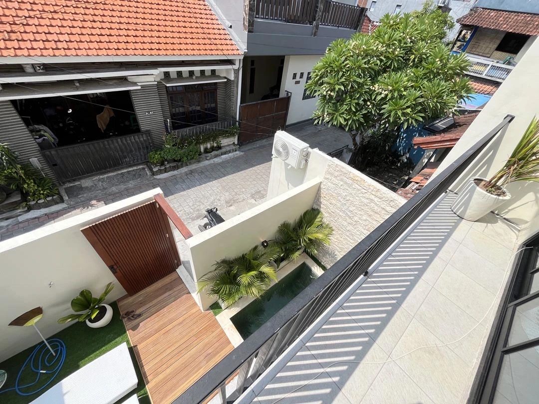 Modern 3BR Villa w/ Rooftop & Pool