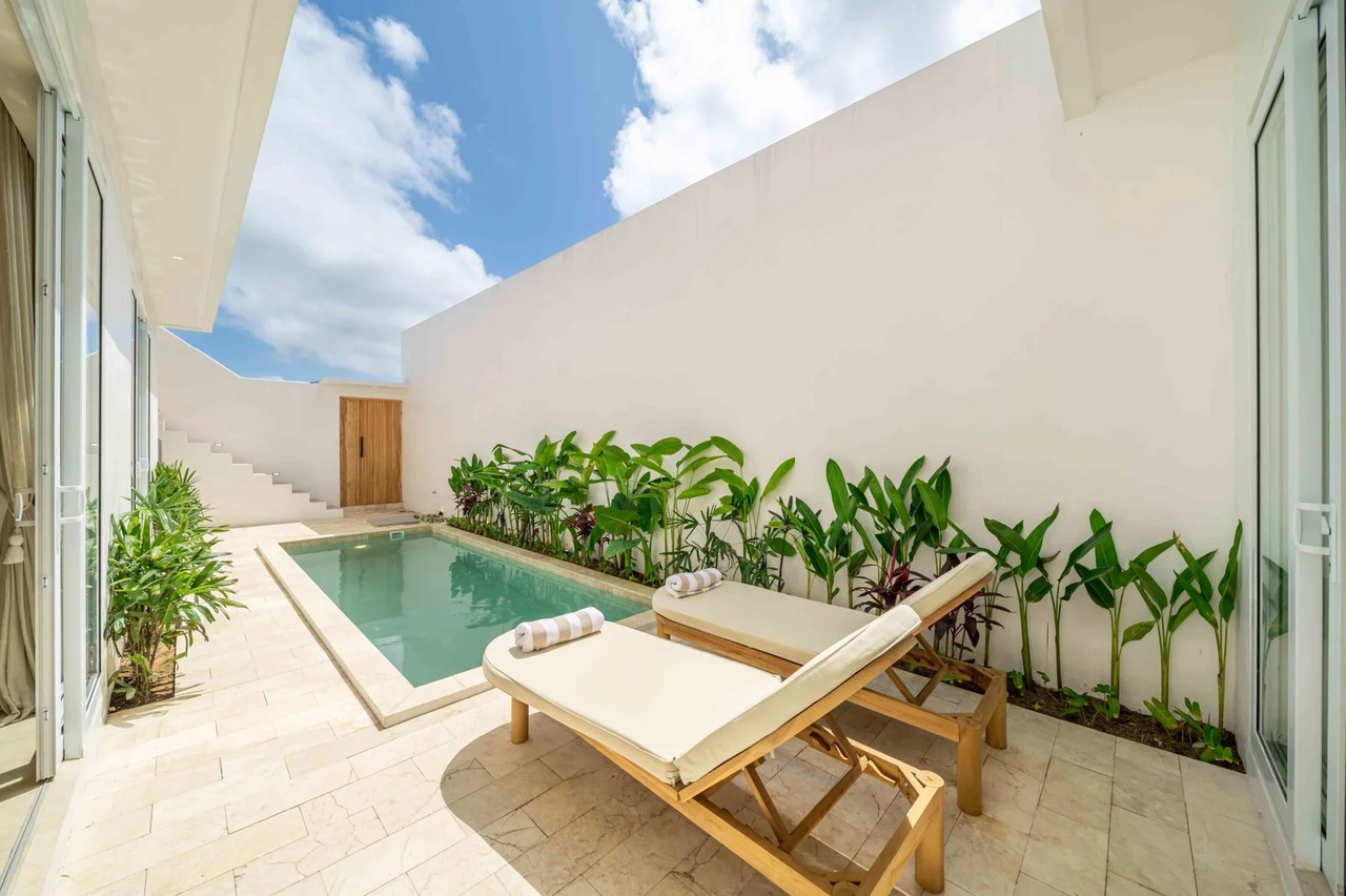 Modern 2BR Villa w/ Private Pool and Sun