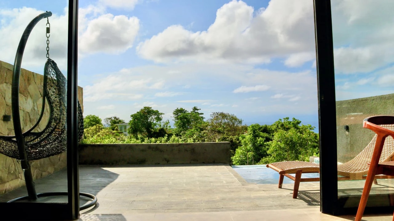 Rustic Tropical 2BR Townhouse w/ Ocean