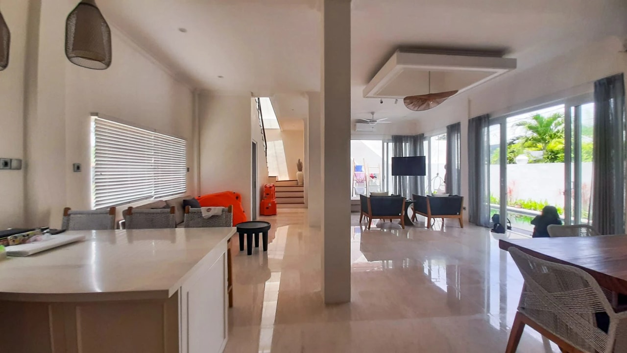 Cozy 3BR Villa in Berawa