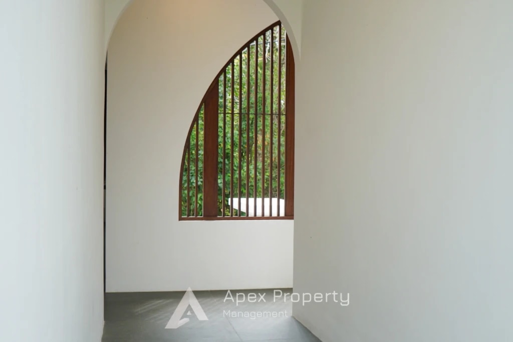 4BD Villa Riverside - AP018