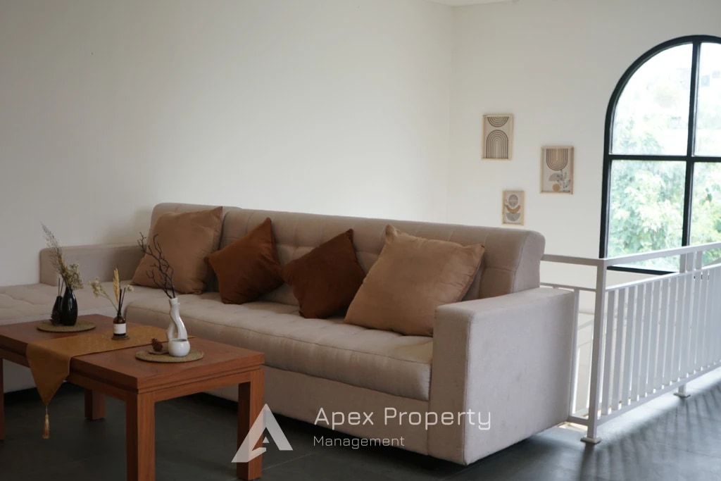 4BD Villa Riverside - AP018
