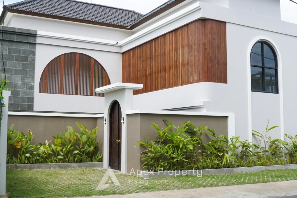 4BD Villa Riverside - AP018