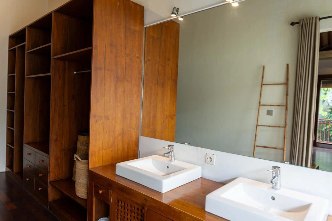 4 BEDROOM VILLA IN BABAKAN, IDR 55 MILL