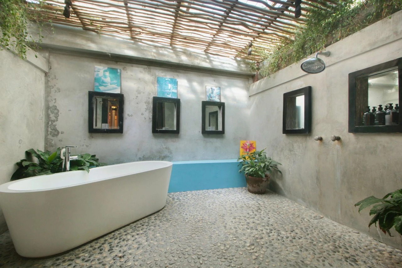 Extraordinary 5-Bedroom Villa in Berawa