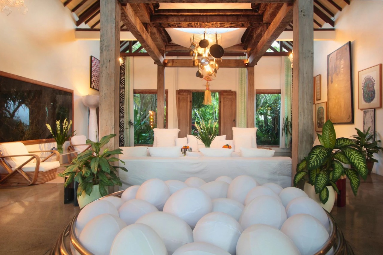 Extraordinary 5-Bedroom Villa in Berawa
