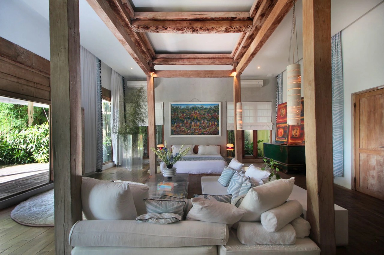 Extraordinary 5-Bedroom Villa in Berawa