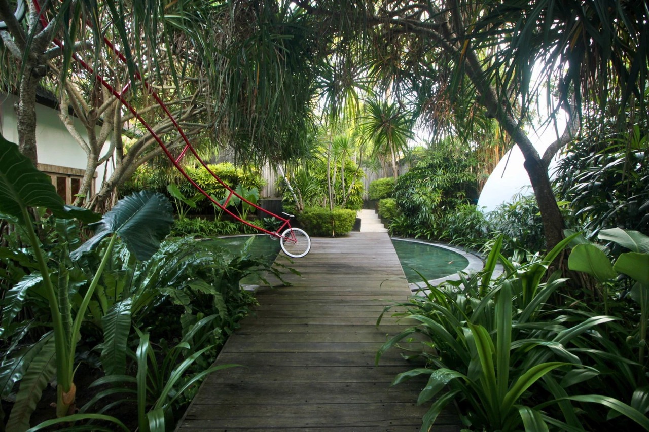 Extraordinary 5-Bedroom Villa in Berawa